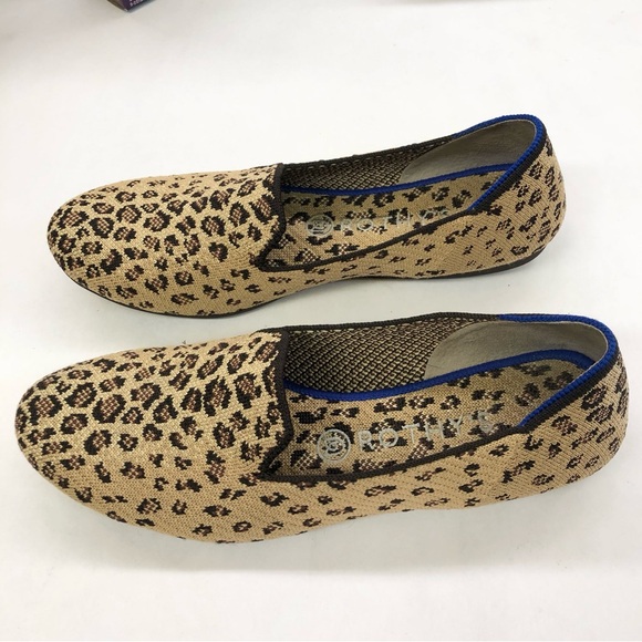 Rothy’s leopard print rounded toe flats. Size 9 - Picture 4 of 6